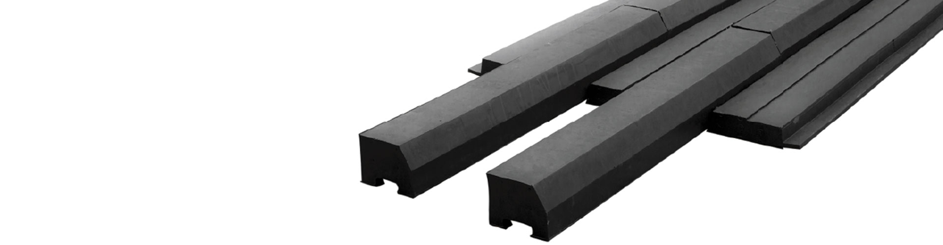 Rubber mill liner application